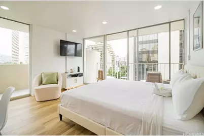 364 Seaside Avenue #901, Honolulu, HI 96815 - Photo 5
