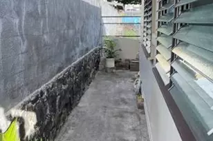 54 Hialoa St, Honolulu, HI 96817 - Photo 3