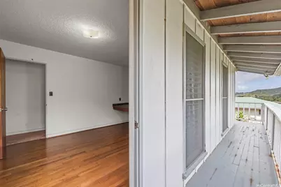1360 Ala Puumalu Street, Honolulu, HI 96818 - Photo 9