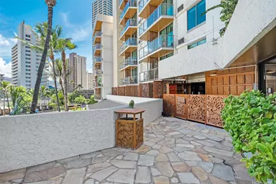 2045 Kalakaua Avenue #118, Honolulu, HI 96815 - Photo 3