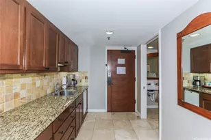 2045 Kalakaua Ave, Honolulu, HI 96815 - Photo 7