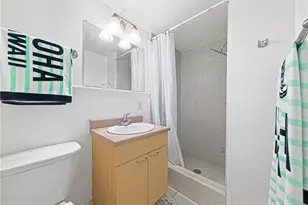 2442 Tusitala St, Honolulu, HI 96815 - Photo 11