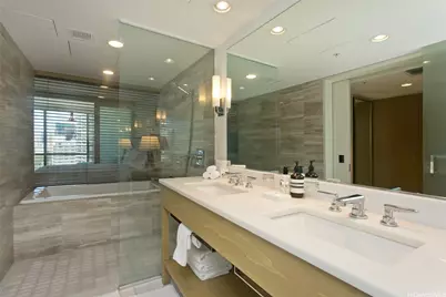 383 Kalaimoku Street #1801, Honolulu, HI 96815 - Photo 11