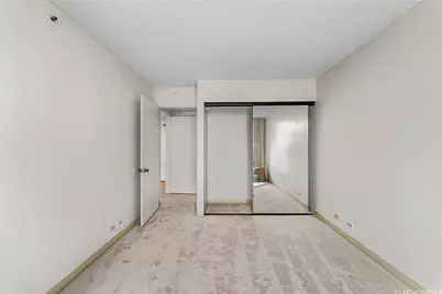 1212 Nuuanu Avenue #2402, Honolulu, HI 96817 - Photo 9