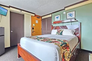 2425 Kuhio Ave, Honolulu, HI 96815 - Photo 5