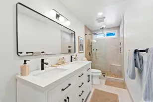 1255 Mokuhano St, Honolulu, HI 96825 - Photo 11