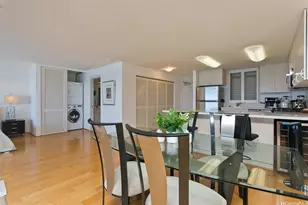 2895 Kalakaua Ave, Honolulu, HI 96815 - Photo 13