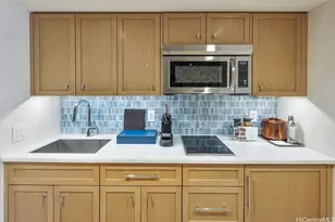 223 Saratoga Rd, Honolulu, HI 96815 - Photo 3