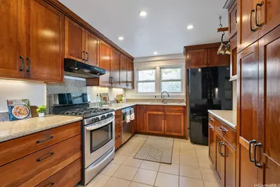 1812 Makuakane Street, Honolulu, HI 96817 - Photo 3