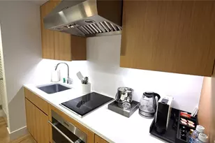 1390 Kapiolani Blvd, Honolulu, HI 96814 - Photo 9