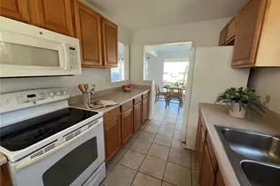 1371 Oko St, Kailua, HI 96734 - Photo 5