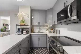 1415 Punahou St, Honolulu, HI 96822 - Photo 7