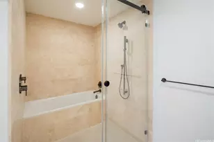 333 Ward Ave, Honolulu, HI 96814 - Photo 15