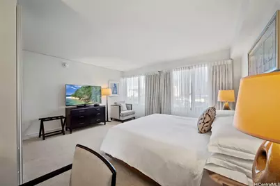 223 Saratoga Road #901, Honolulu, HI 96815 - Photo 3