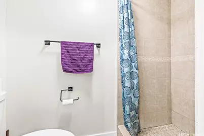 731 Amana Street #904, Honolulu, HI 96814 - Photo 21