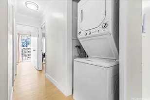 731 Amana St, Honolulu, HI 96814 - Photo 13