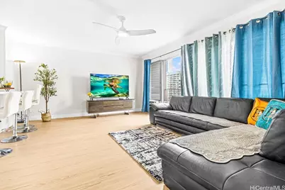 731 Amana Street #904, Honolulu, HI 96814 - Photo 3