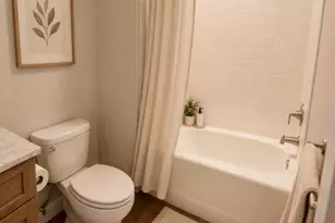 3773 Kanaina Ave, Honolulu, HI 96815 - Photo 9