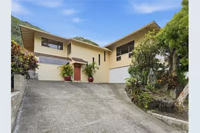367 Mamaki Street, Honolulu, HI 96821 - Photo 1