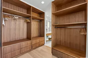 383 Kalaimoku St, Honolulu, HI 96815 - Photo 11