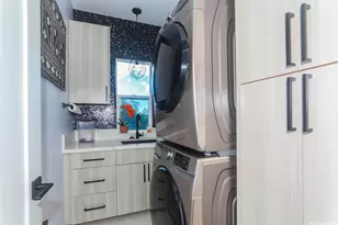 654 N Judd St, Honolulu, HI 96817 - Photo 15