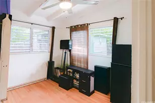 951 Holoholo St, Kailua, HI 96734 - Photo 13