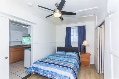 2534 E Manoa Road #B, Honolulu, HI 96822 - Photo 1