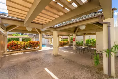 1201 Wilder Avenue #2404, Honolulu, HI 96822 - Photo 21