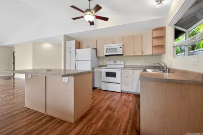 886 Mahealani Street, Kihei, HI 96753 - Photo 3