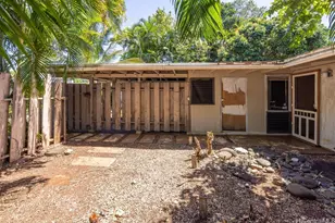 2039 Akaikai Loop, Pearl City, HI 96782 - Photo 5