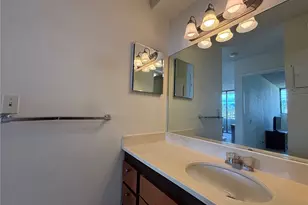 2240 Kuhio Ave, Honolulu, HI 96815 - Photo 13