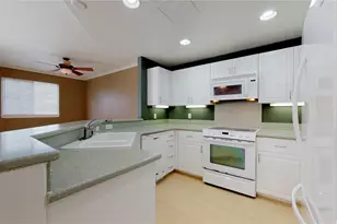 7018 Hawaii Kai Dr, Honolulu, HI 96825 - Photo 5