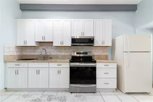 1020 Green St, Honolulu, HI 96822 - Photo 3