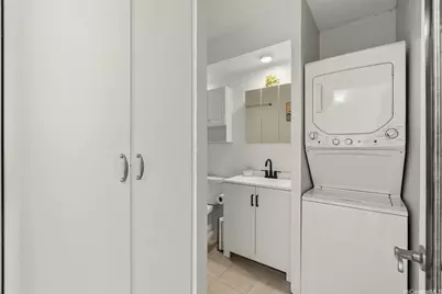 2092 Kuhio Avenue #1701, Honolulu, HI 96815 - Photo 9