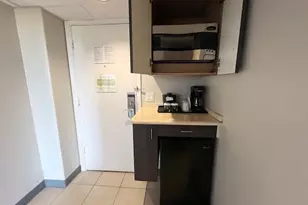 1850 Ala Moana Blvd, Honolulu, HI 96815 - Photo 9