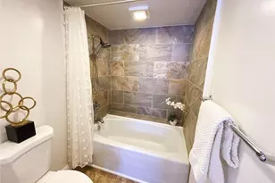 1650 Ala Moana Blvd, Honolulu, HI 96815 - Photo 13