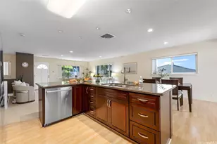 4562 Malia St, Honolulu, HI 96821 - Photo 7