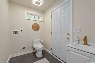 7172 Naakea St, Honolulu, HI 96825 - Photo 19