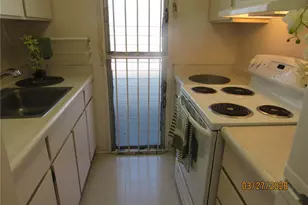 1670 Kalakaua Ave Kalakaua Ave, Honolulu, HI 96826 - Photo 11