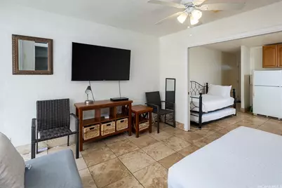 240 Liliuokalani Avenue #401, Honolulu, HI 96815 - Photo 5