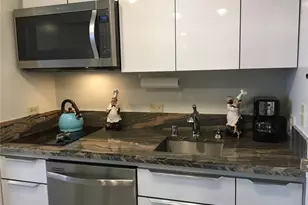 1700 Ala Moana Blvd, Honolulu, HI 96815 - Photo 7