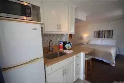 2463 Kuhio Avenue #1009, Honolulu, HI 96815 - Photo 5