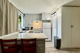 455 Lewers St, Honolulu, HI 96815 - Photo 1