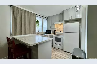 455 Lewers Street #4, Honolulu, HI 96815 - Photo 3