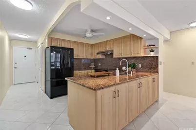 2575 Kuhio Avenue #1303, Honolulu, HI 96815 - Photo 17