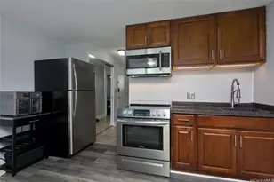 2211 Ala Wai Blvd, Honolulu, HI 96815 - Photo 3