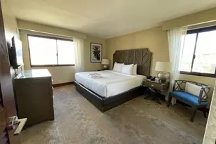 2470 Kalakaua Ave, Honolulu, HI 96815 - Photo 13