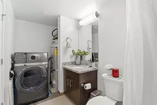 988 Halekauwila St, Honolulu, HI 96814 - Photo 11