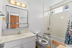 537 Kekupua St, Honolulu, HI 96825 - Photo 19