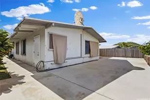 537 Kekupua St, Honolulu, HI 96825 - Photo 9